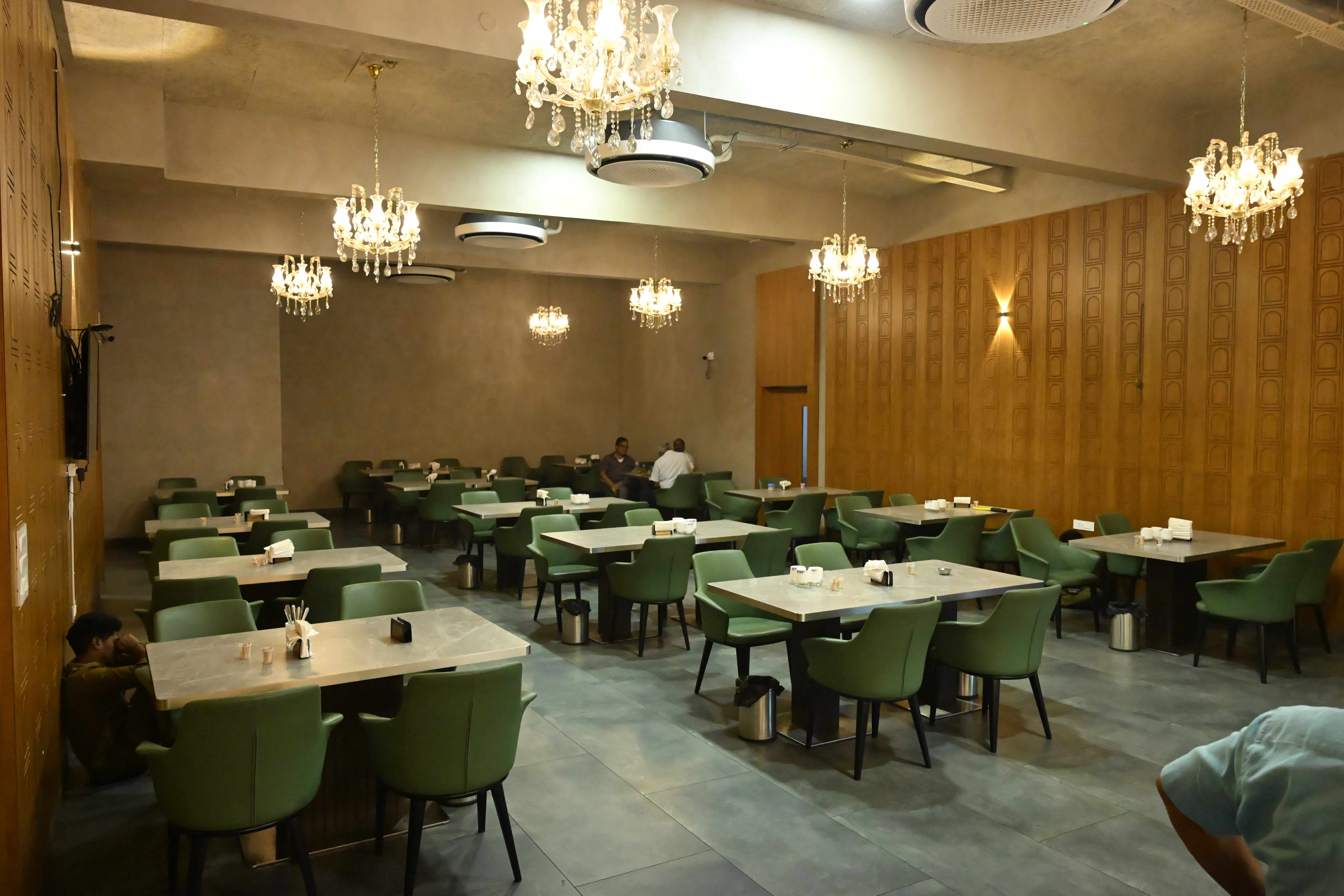 Elite Lounge 2